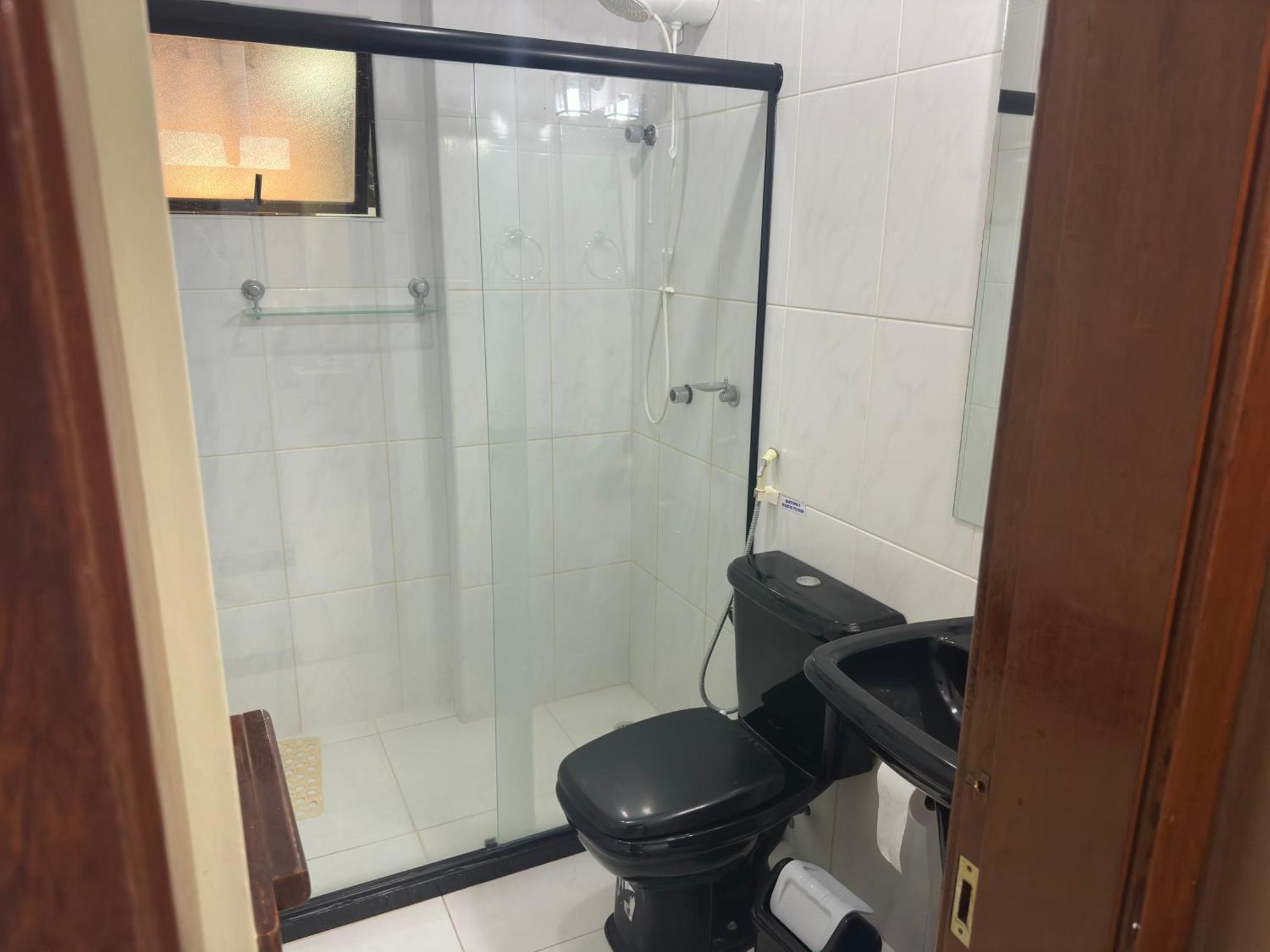 Flat Guarajuba 4 Quartos Terreo A Beira Mar - Pe Na Areia - Governanca Com Arrumadeira E Wi Fi Inclusos Camassari 外观 照片
