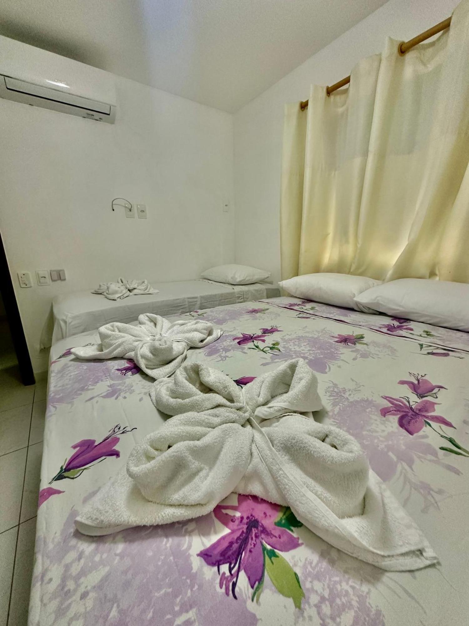 Flat Guarajuba 4 Quartos Terreo A Beira Mar - Pe Na Areia - Governanca Com Arrumadeira E Wi Fi Inclusos Camassari 外观 照片