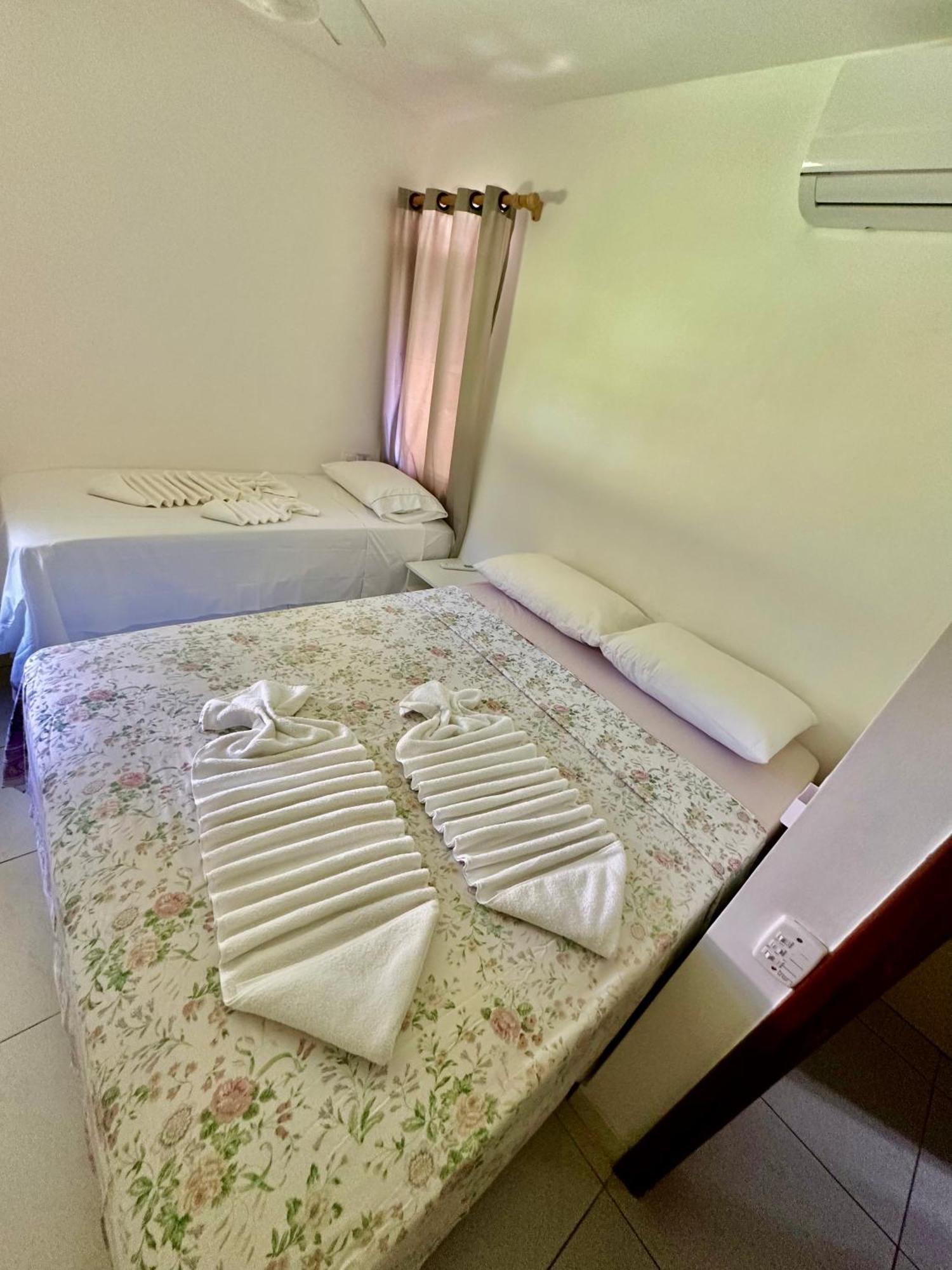 Flat Guarajuba 4 Quartos Terreo A Beira Mar - Pe Na Areia - Governanca Com Arrumadeira E Wi Fi Inclusos Camassari 外观 照片